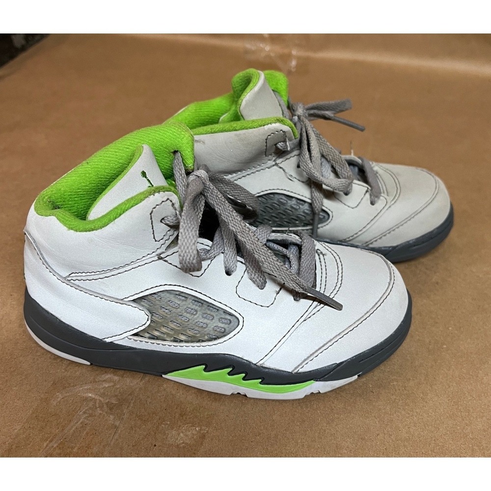 Air Jordan 5 Kids Basketball Shoes Size 9C Green Bean Retro Athletic Outdoor